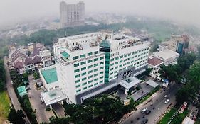 Emerald Garden International Hotel Medan